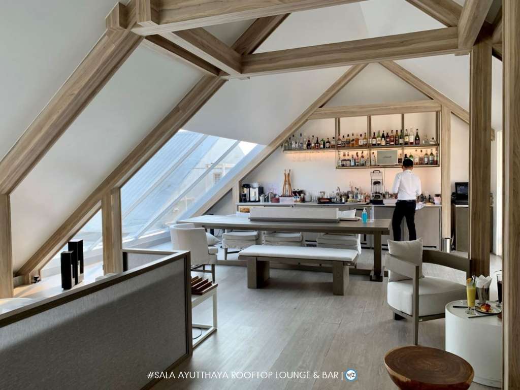 SALA AYT ROOFTOP LOUNGE & BAR INSIDE6